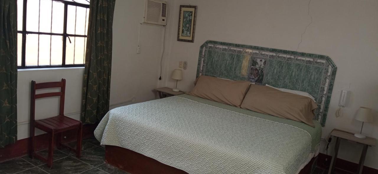 Motel Sahara Suites Баранка Екстериор снимка